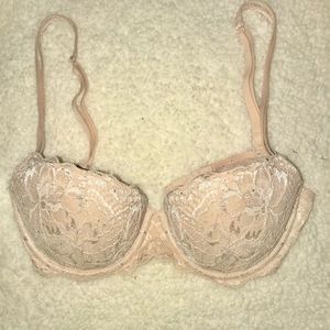 PINK by Victoria’s Secret lace bra